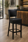 Hertford Highchair Black / Black Frame